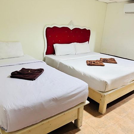 Hotel Golden Bee Phiphi Esterno foto